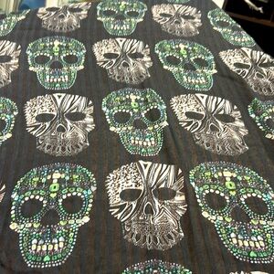 Skull scarf